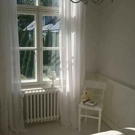Linda Kuelaliskorter Apartment